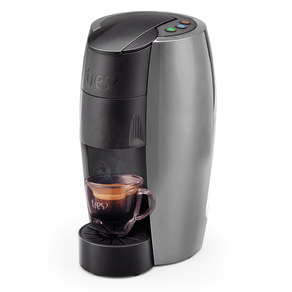 Cafeteira Tres LOVE Preta, Reservatório de Água 0,96 Litros, Design Italiano. | 127V GO - 196594 Cafeteira Tres LOVE Preta, Reservatório de Água 0,96 Litros, Design Italiano. | 127V GO - 196594