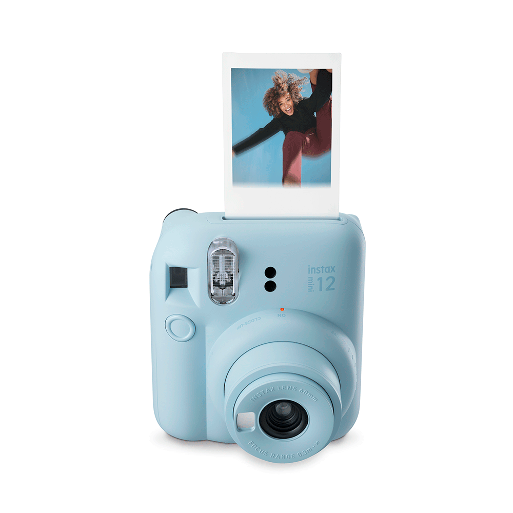 Kit Câmera Instax Mini 12 com pack 10 fotos Macaron e Bolsa | Azul