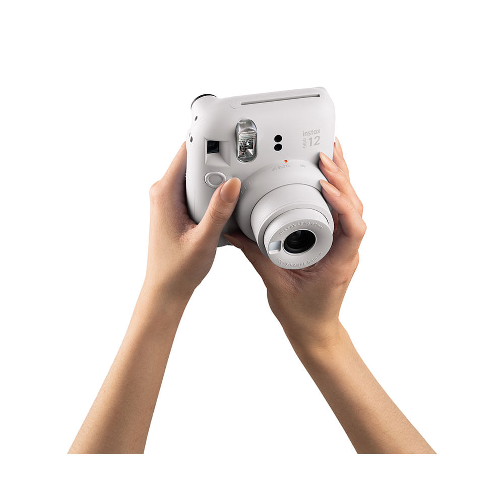 Kit Câmera Instax Mini 12 com pack 10 fotos Spray Art e Bolsa